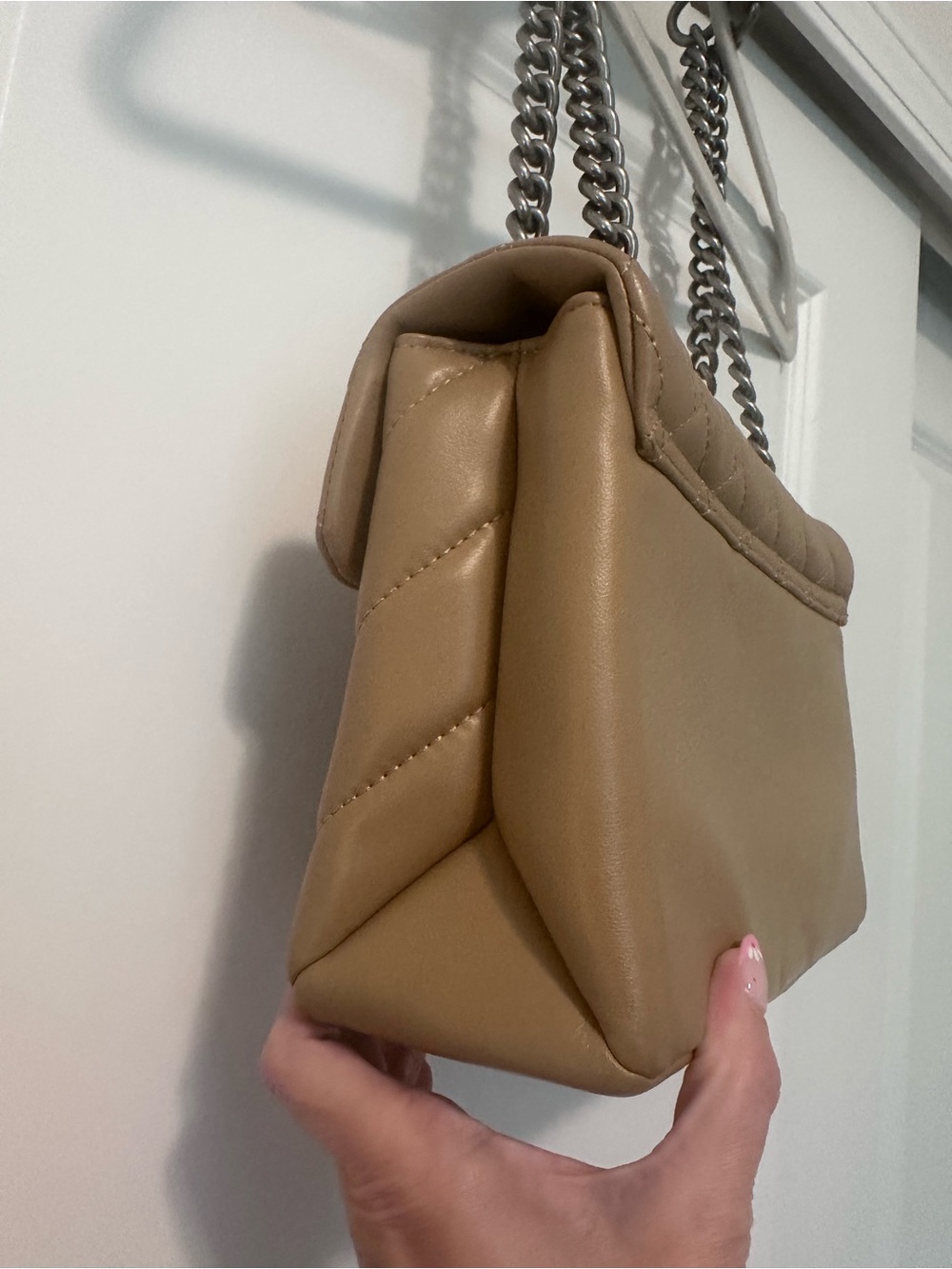 Kurt Geiger Quilted Camel Leather Shoulder Bag converts to crossbody - Picture 5 of 11